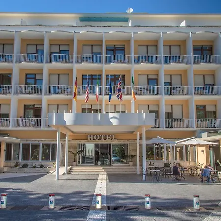 月谷大酒店 维克艾库塞