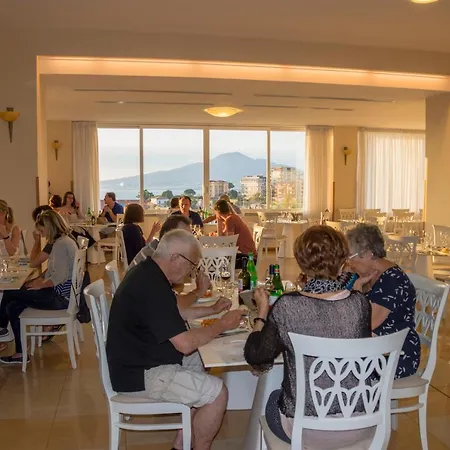 Grand Moon Valley Hotel Vico Equense