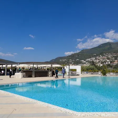 Grand Moon Valley 4* Vico Equense