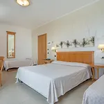 Grand Moon Valley Hotell 4*
