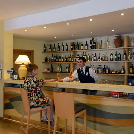 Grand Moon Valley Hotel Vico Equense