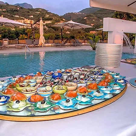Grand Moon Valley Hotel Vico Equense