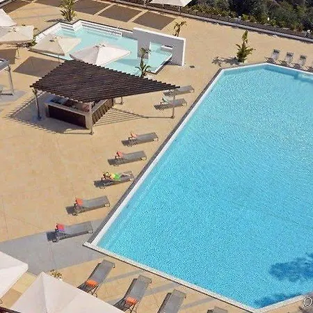Grand Moon Valley فيكو إيكوينس