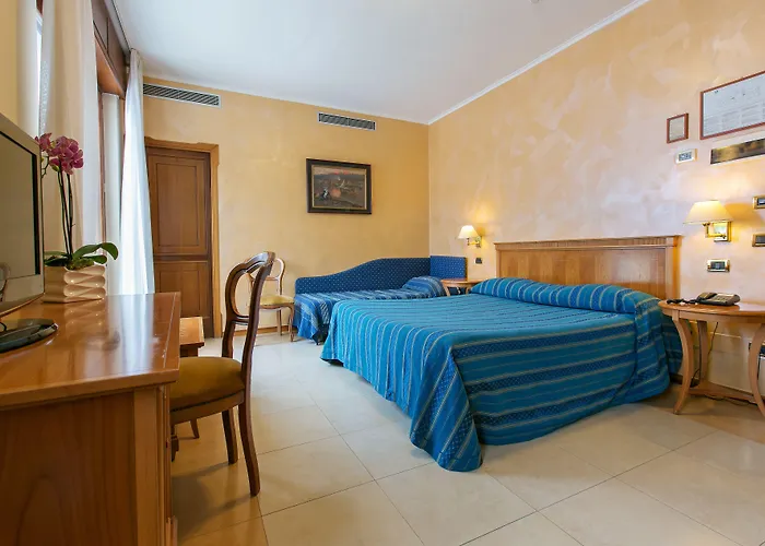 Grand Moon Valley Szálloda Vico Equense