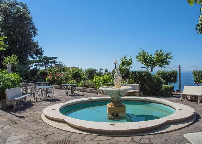 Grand Moon Valley Vico Equense